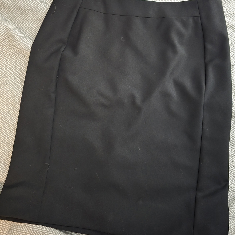 Worthington Classic Black Pencil Skirt NWT